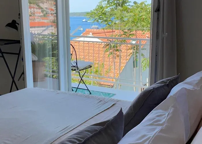 Yukka Comfor Center Hvar With Parking Apartament Hvar Town